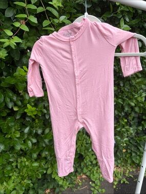Kyte BABY Light Pink Long-Sleeve Footed One-Piece